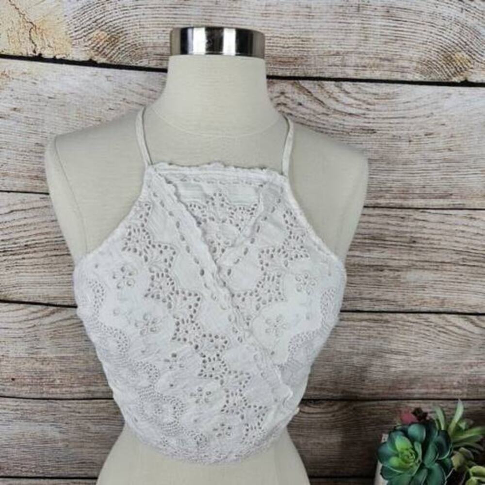 5/$25 American Eagle White Eyelet Lace Halter Crop Top Boho Festival Size XS TP